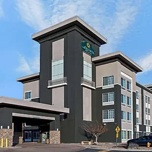 https://la-quinta-inn-suites-denver-gateway-park.seedenverhotels.com