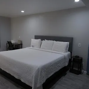 Capri 2*, Anaheim États-Unis