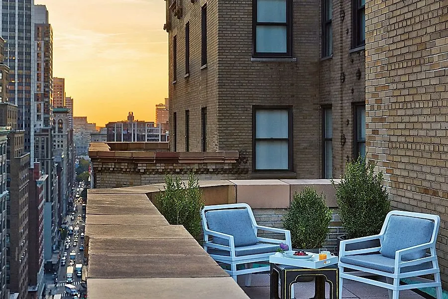 Stewart Hotel New York 4*,